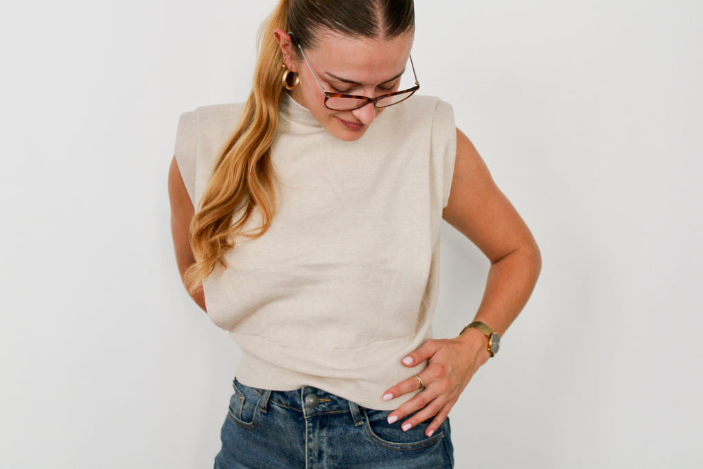 Pull épaulettes sans manches beige