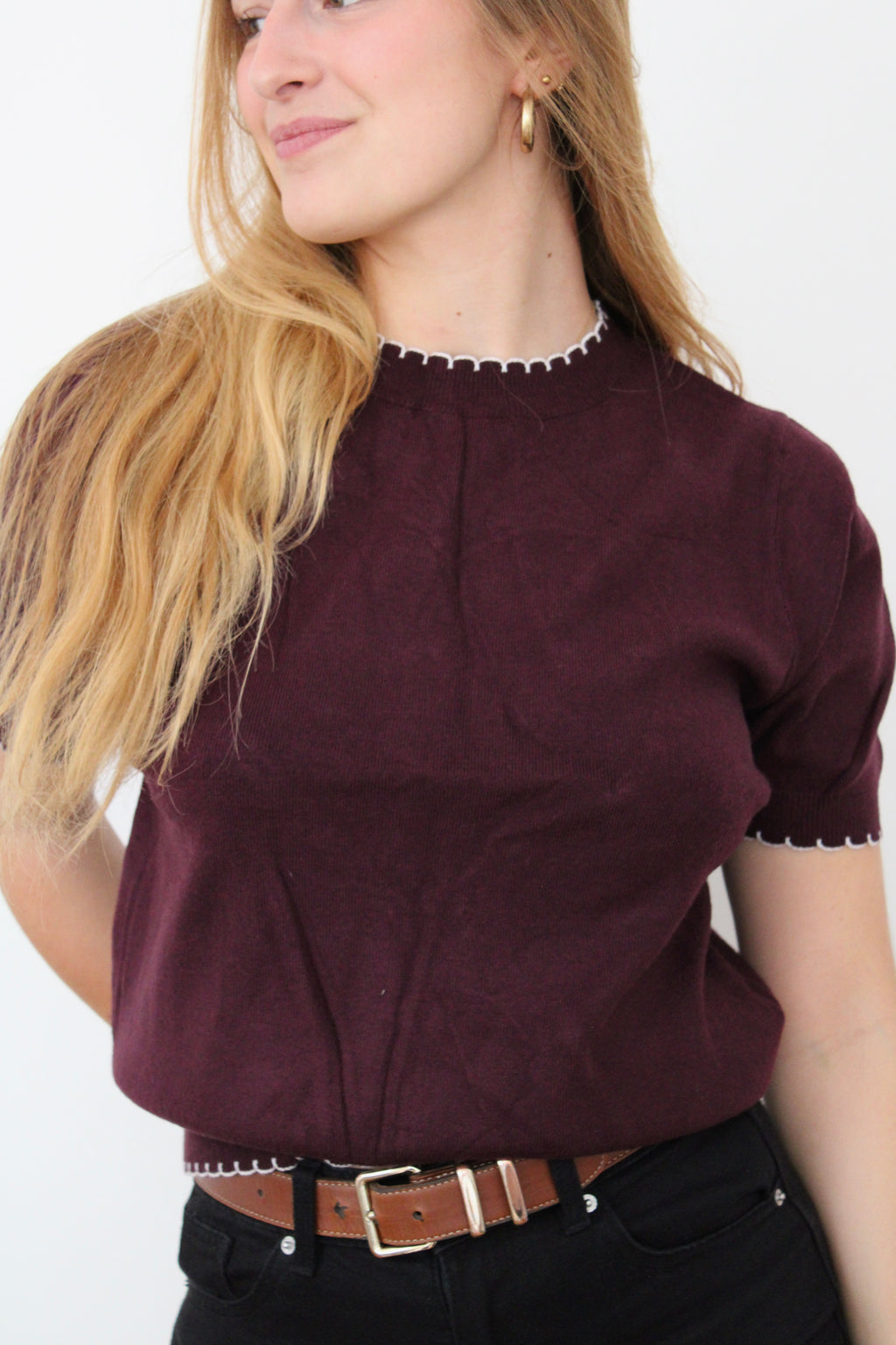 Pull dos nu cœur bordeaux