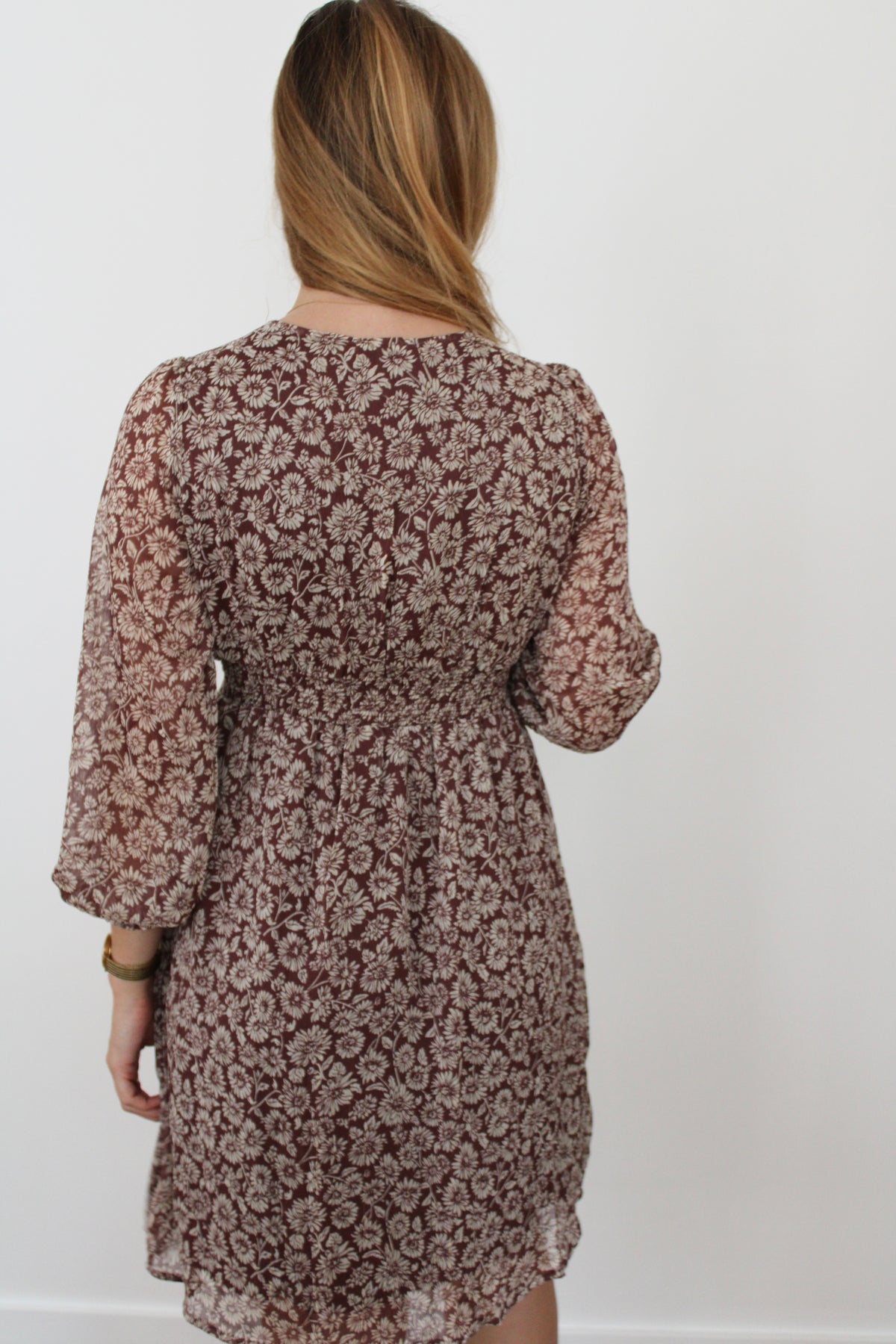 Robe fleurie marron