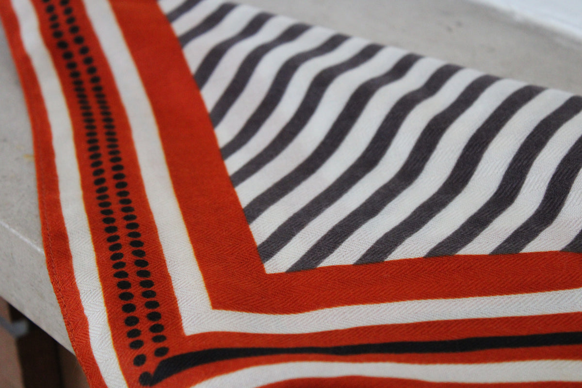 Foulard orangé marinière