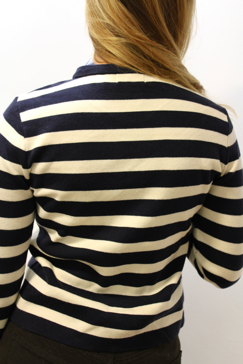 Gilet rayé à col bleu marine