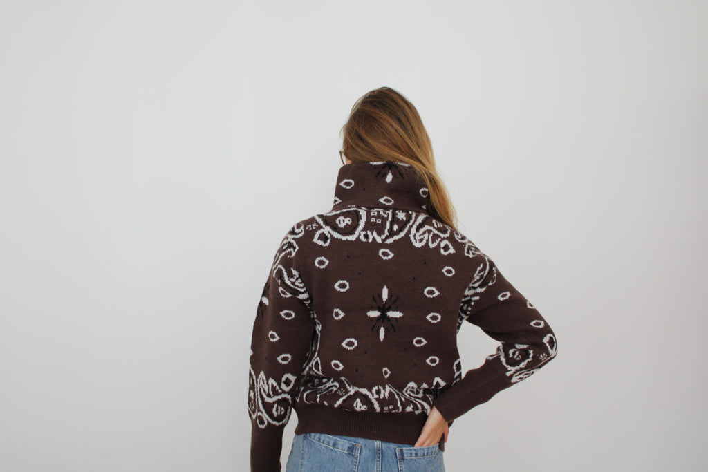 Sweat marron à motifs