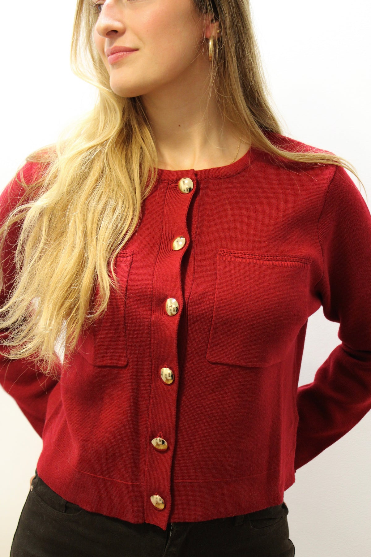 Veste à boutons rouge