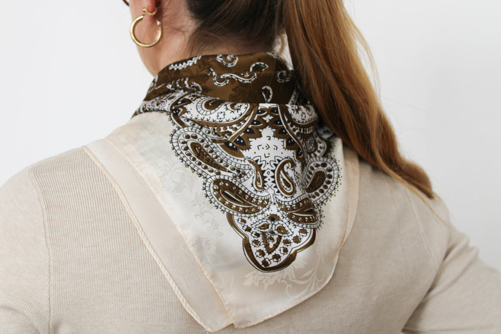 Foulard blanc / doré (marron)