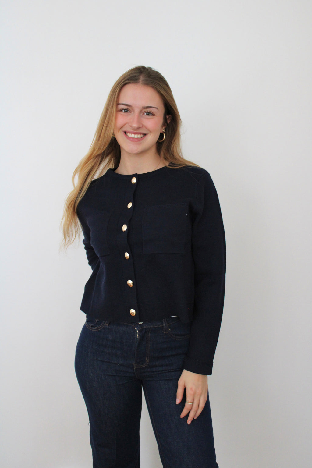 Veste à boutons bleu marine