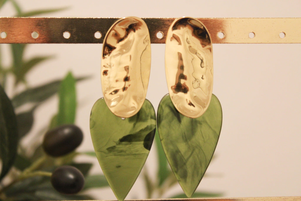 Boucles d'oreilles coeur en résine