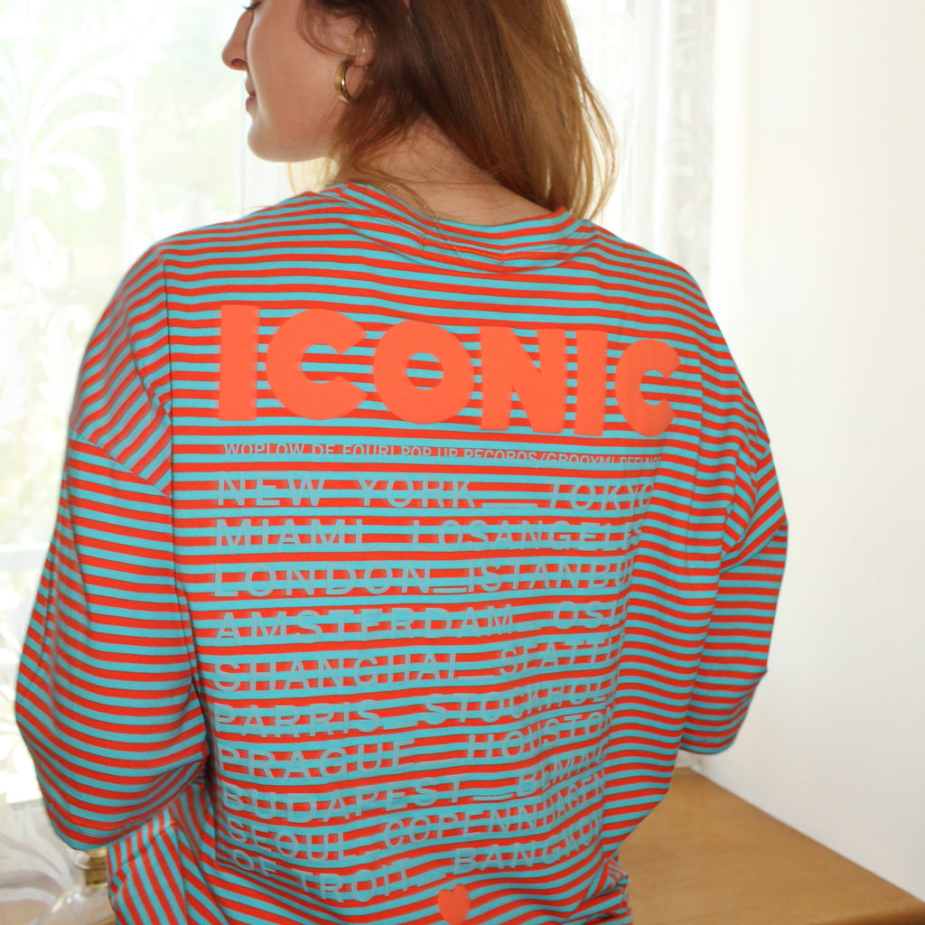 T-shirt ICONIC - Orange et bleu à rayures