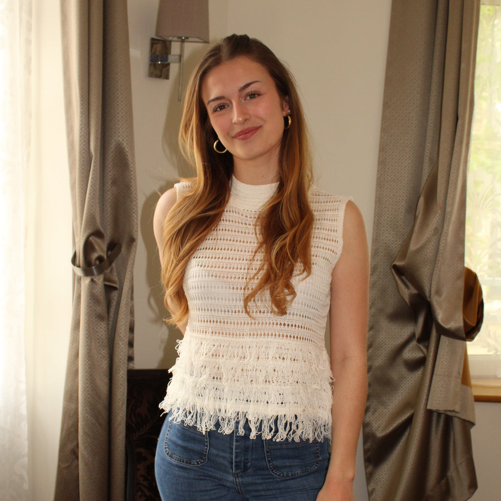 Top en maille à franges