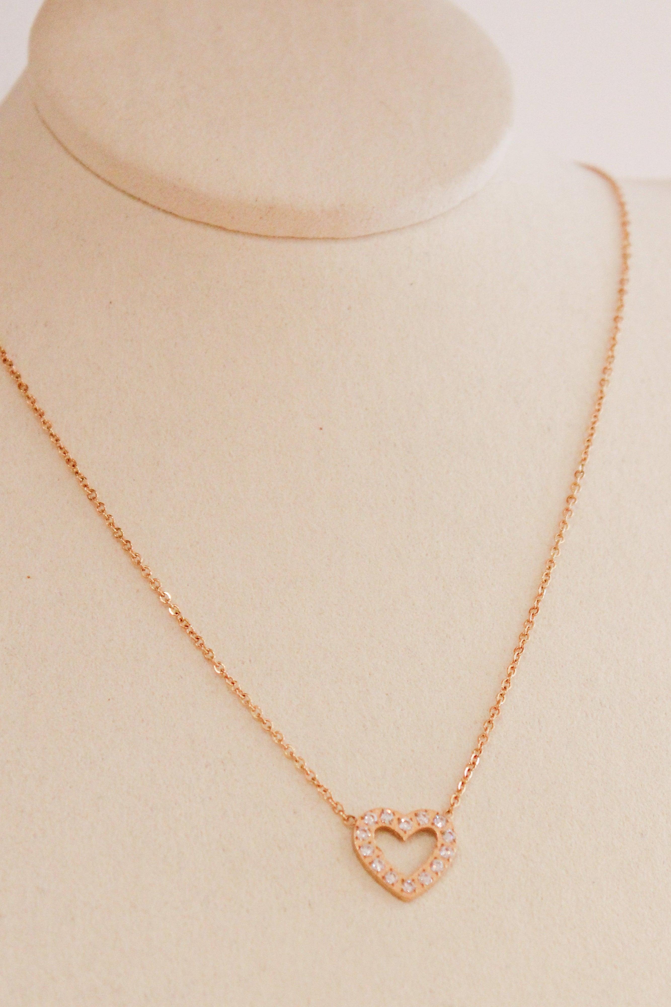 Collier coeur simple